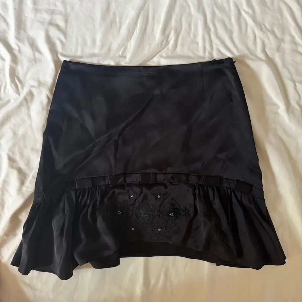 Coach Black Silk Mini Skirt 2 Floral Embroidered